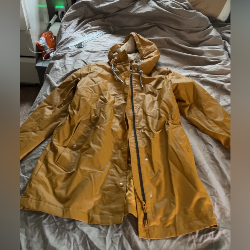 JOULES Women’s Fur Lined Mustard Yellow Rain Coat Size 6